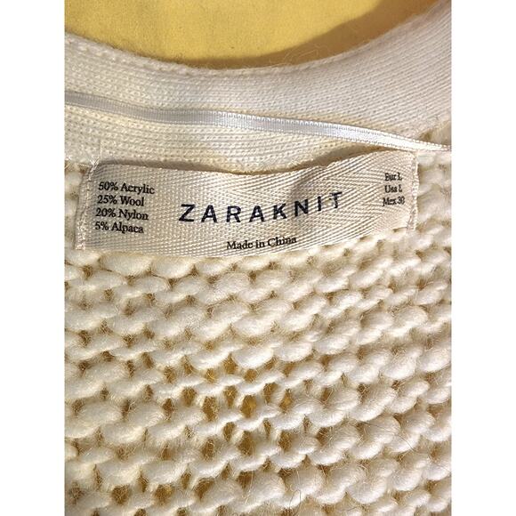 ZARA Womens Wool Alpaca Blend V Neck Cardigan Knit Sweater Size L Cream - Picture 3 of 4